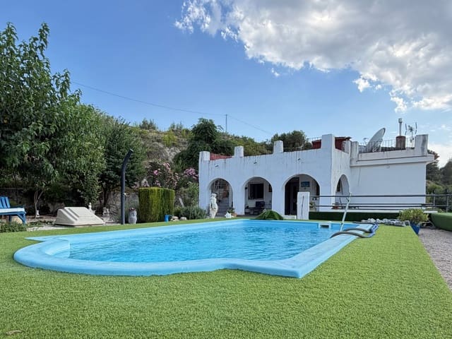 4 sypialnia Willa na sprzedaż w Muro de Alcoy z basenem garażem - 210 000 € (Ref: 10042337)