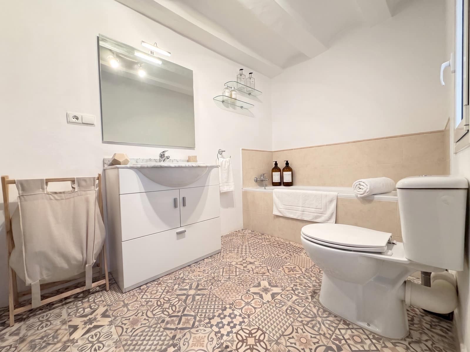 2 bedroom Townhouse for sale in Cocentaina - € 78,000 (Ref: 10042339)
