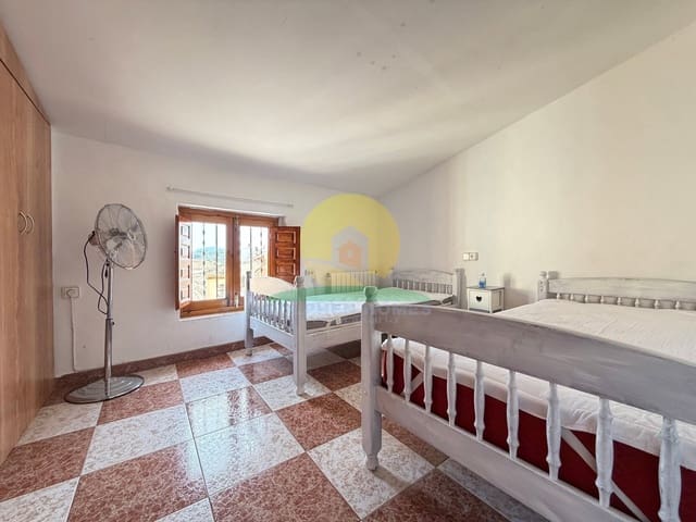3 soverom Hus til salgs i Cocentaina - € 120 000 (Ref: 10045462)