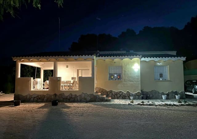 3 quarto Moradia para venda em Ontinyent com piscina garagem - 280 000 € (Ref: 10091428)