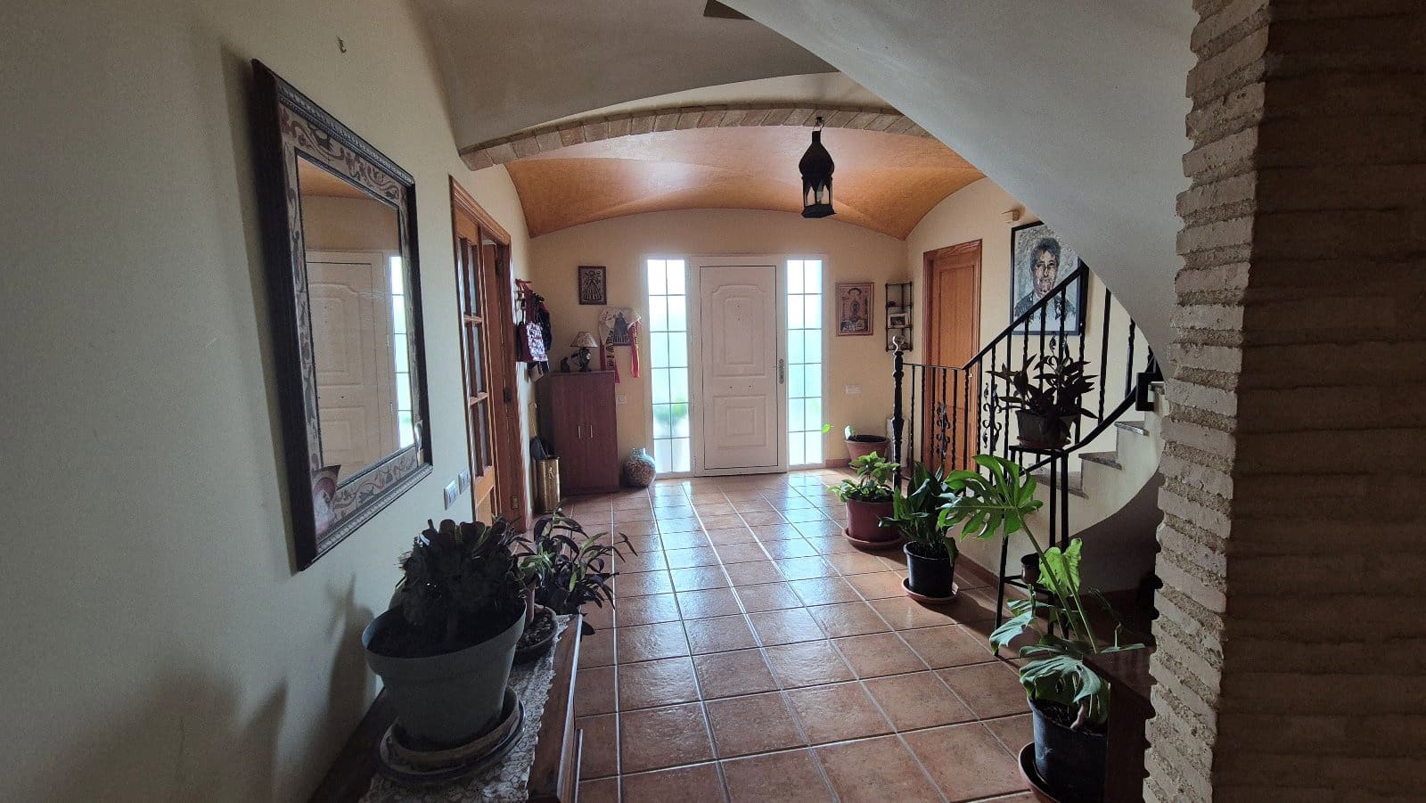 5 slaapkamer Villa te koop in Ontinyent met garage - € 350.000 (Ref: 10091429)