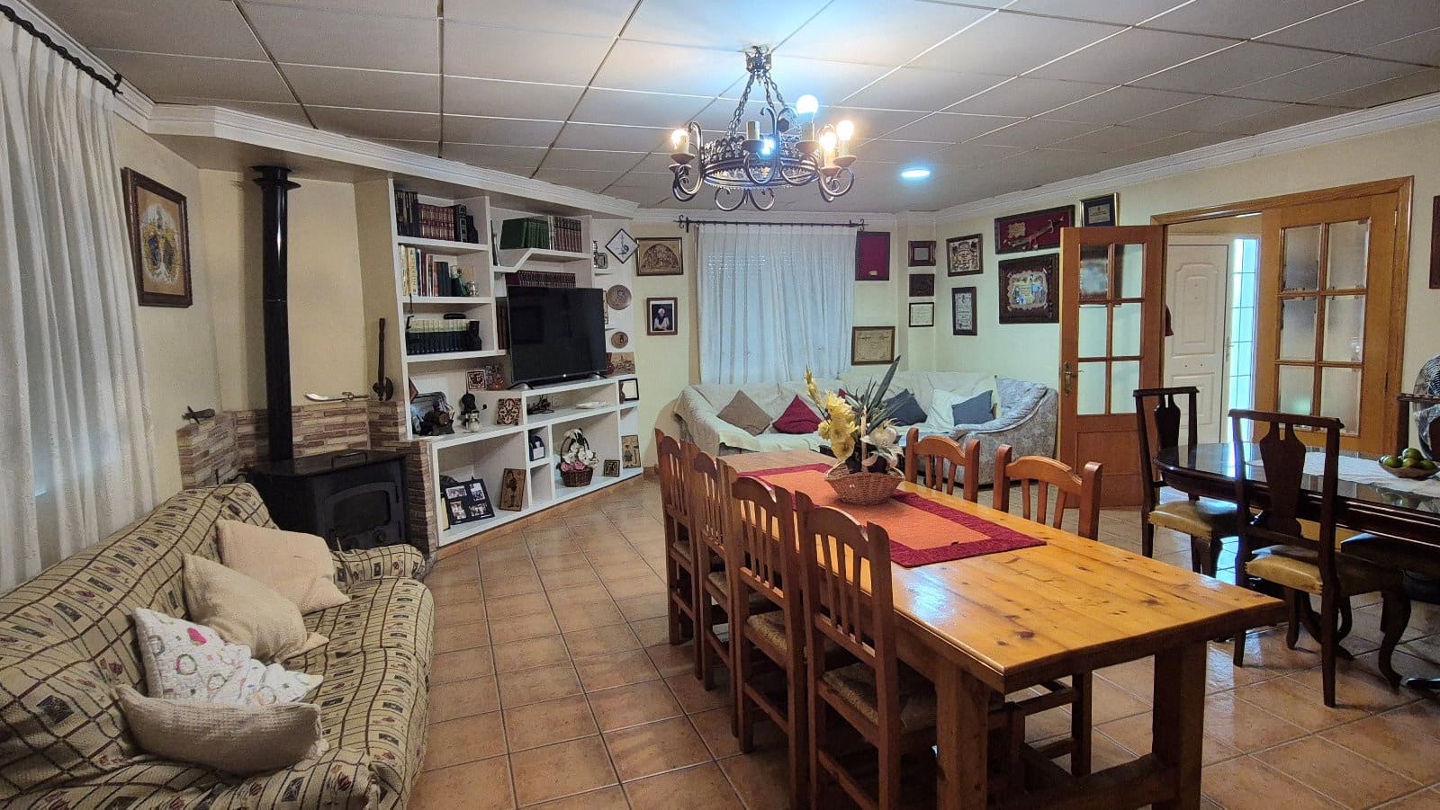 5 slaapkamer Villa te koop in Ontinyent met garage - € 350.000 (Ref: 10091429)