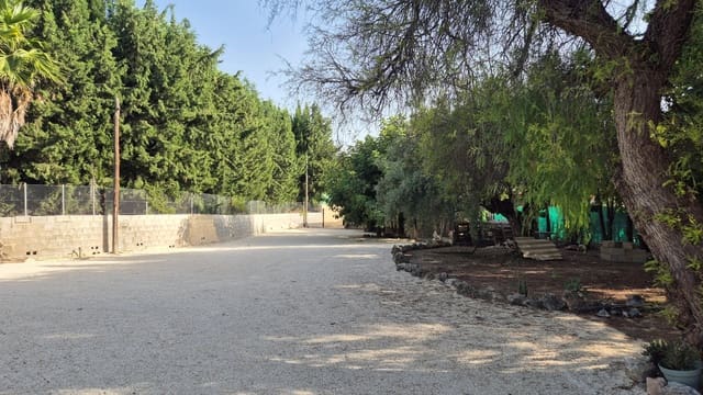 5 chambre Villa/Maison à vendre à Ontinyent avec garage - 350 000 € (Ref: 10091429)