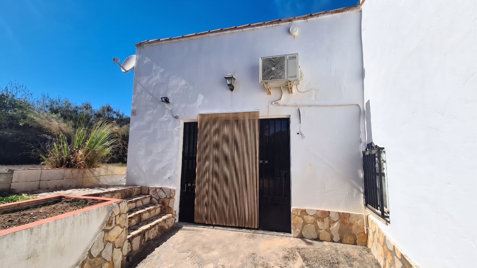 3 slaapkamer Villa te koop in Aielo de Malferit met garage - € 195.000 (Ref: 10095453)