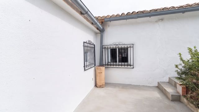 3 slaapkamer Villa te koop in Aielo de Malferit met garage - € 195.000 (Ref: 10095453)