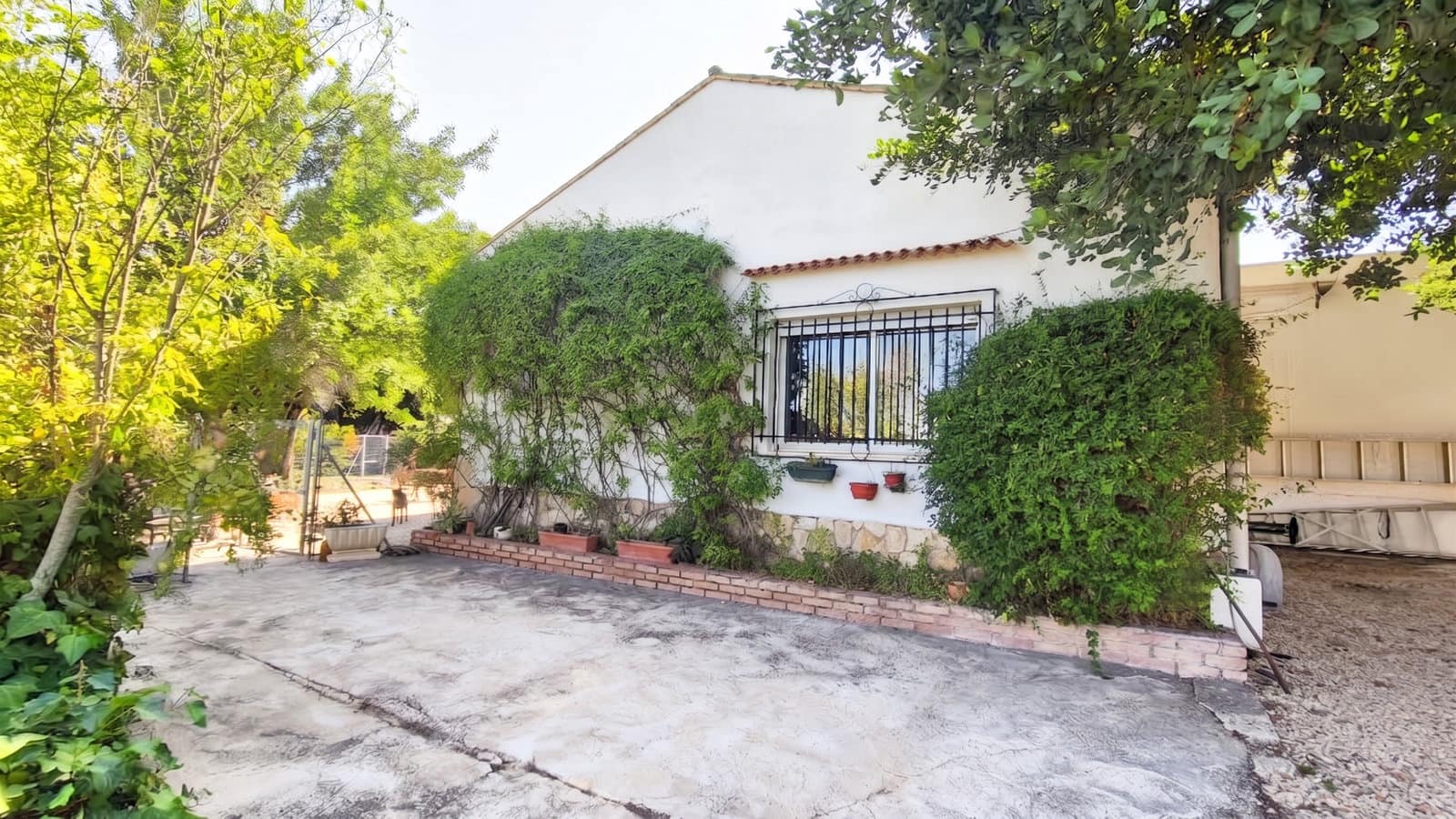 3 slaapkamer Villa te koop in Aielo de Malferit met garage - € 195.000 (Ref: 10095453)