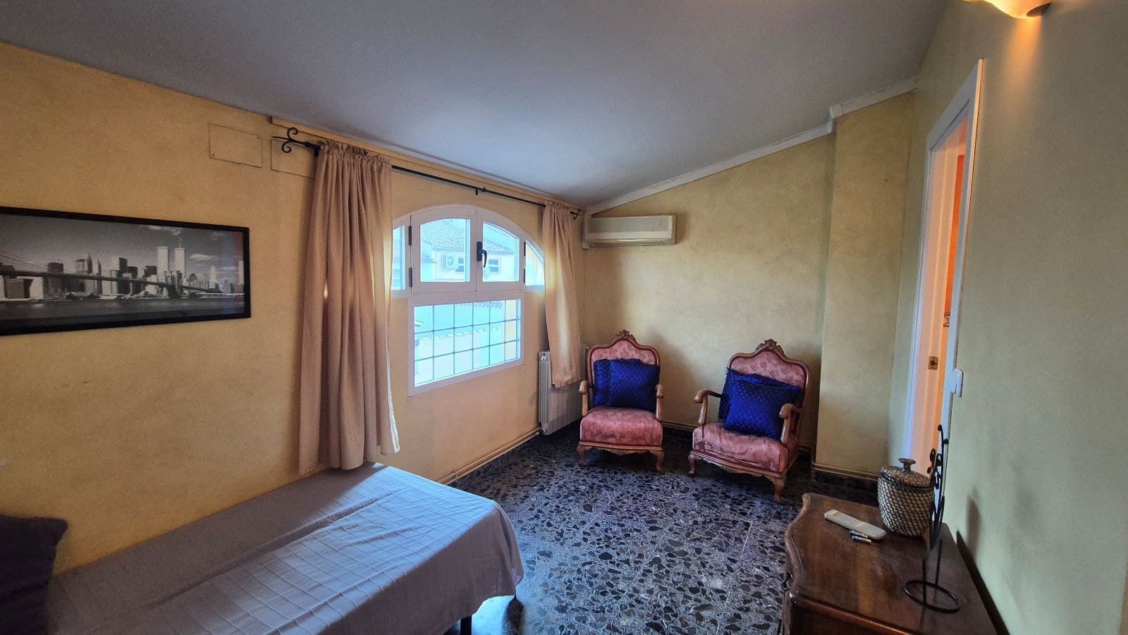 5 soveværelse Byhus til salg i Novele / Novetle med garage - € 265.000 (Ref: 10136392)
