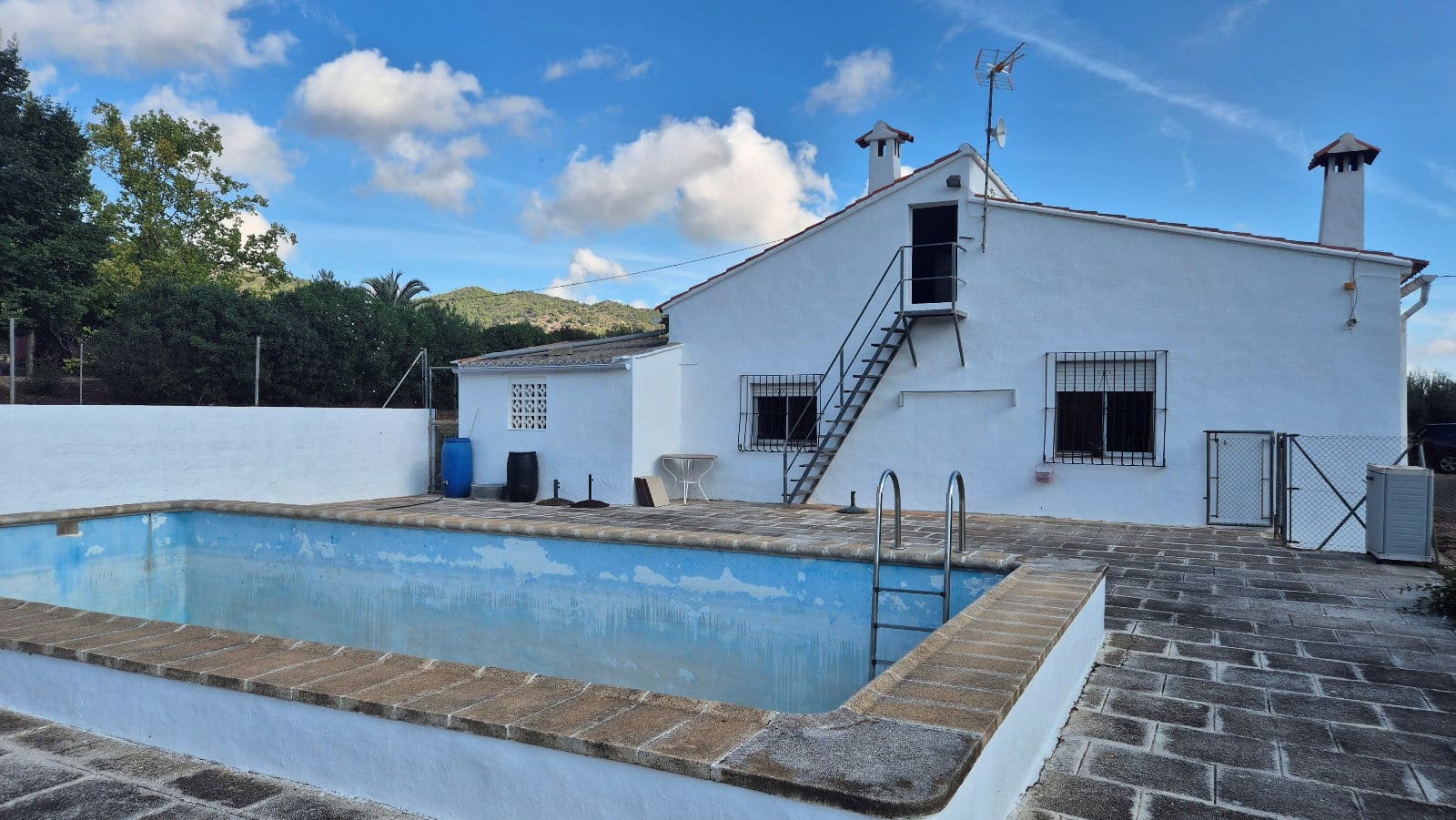 4 slaapkamer Villa te koop in Aielo de Malferit met zwembad garage - € 220.000 (Ref: 10157173)