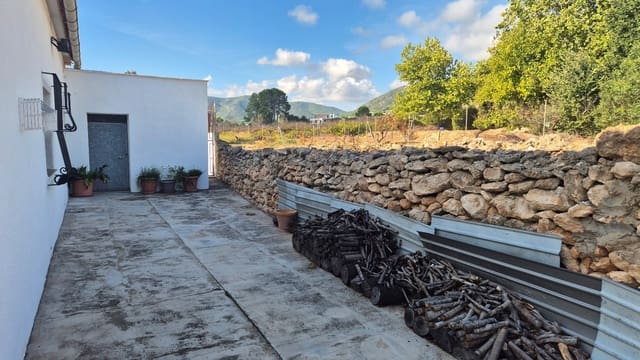 4 slaapkamer Villa te koop in Aielo de Malferit met zwembad garage - € 220.000 (Ref: 10157173)