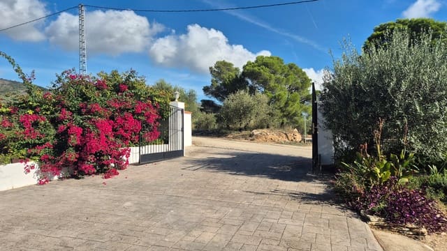 4 slaapkamer Villa te koop in Aielo de Malferit met zwembad garage - € 220.000 (Ref: 10157173)
