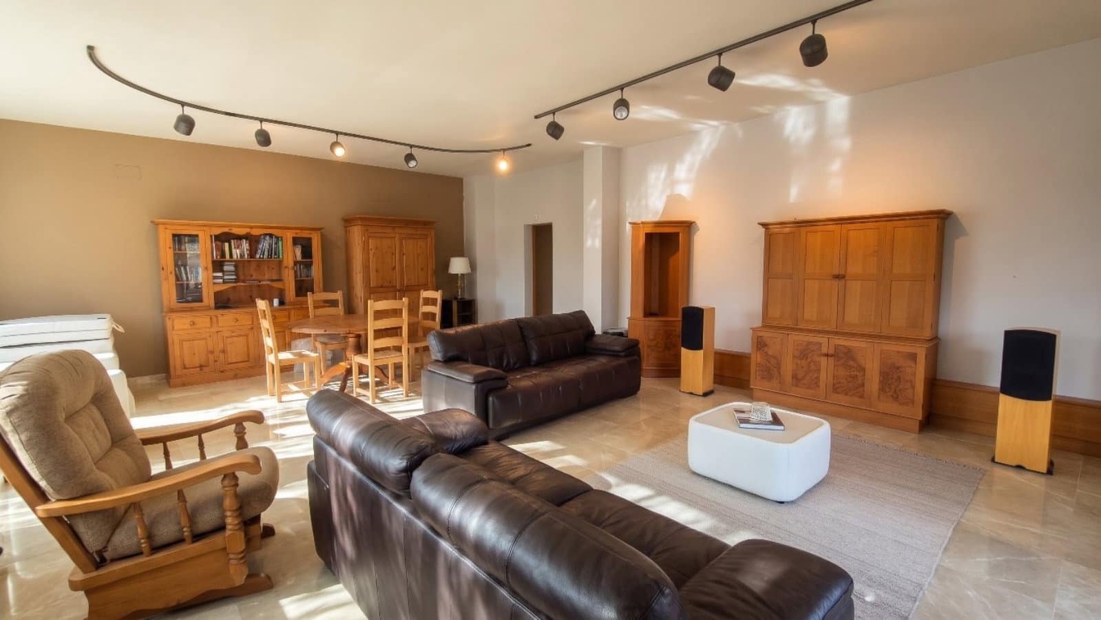 7 bedroom Villa for sale in Ontinyent with pool garage - € 440,000 (Ref: 10167905)