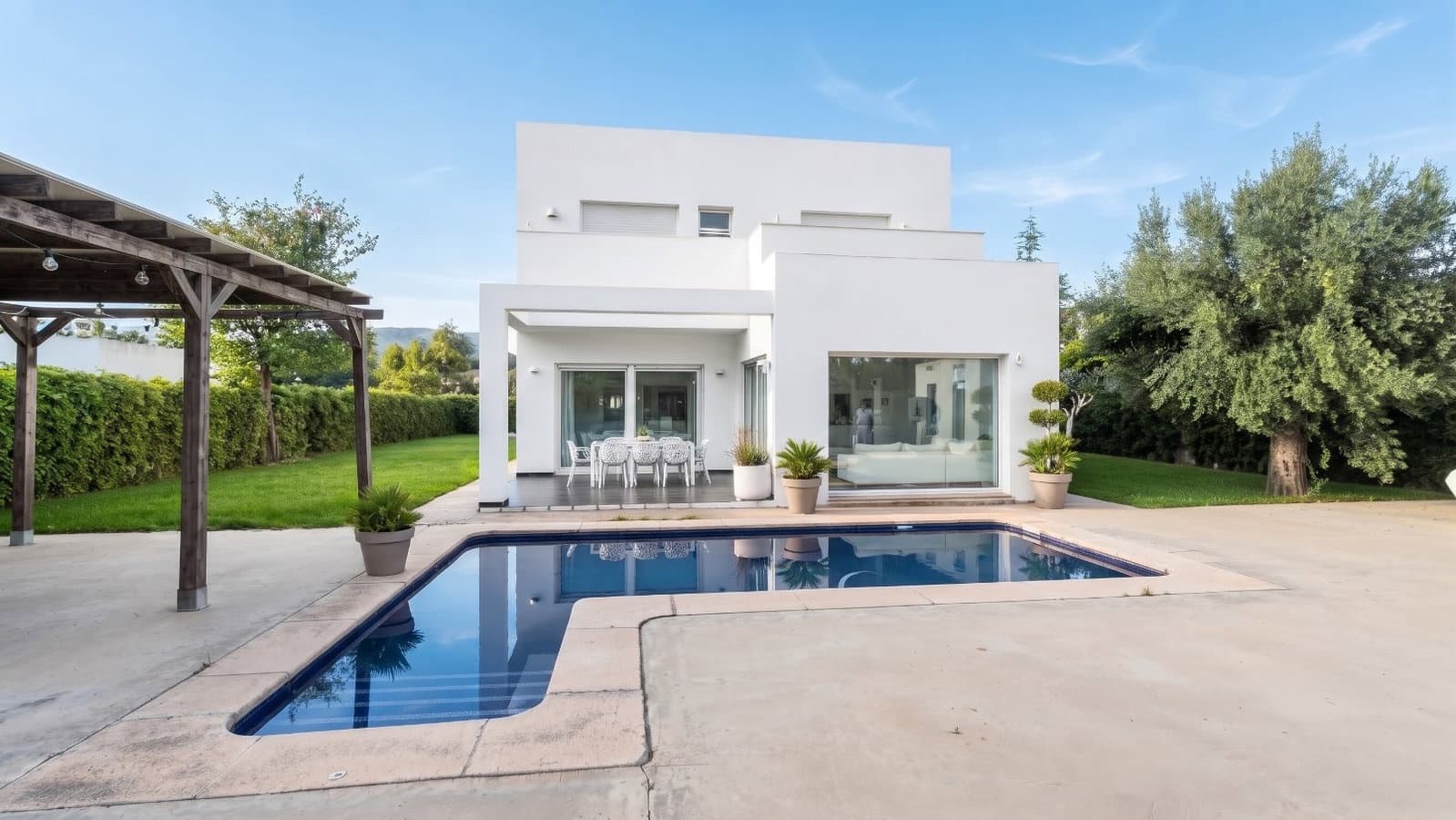 4 bedroom Villa for sale in Ontinyent with pool garage - € 575,000 (Ref: 10179881)