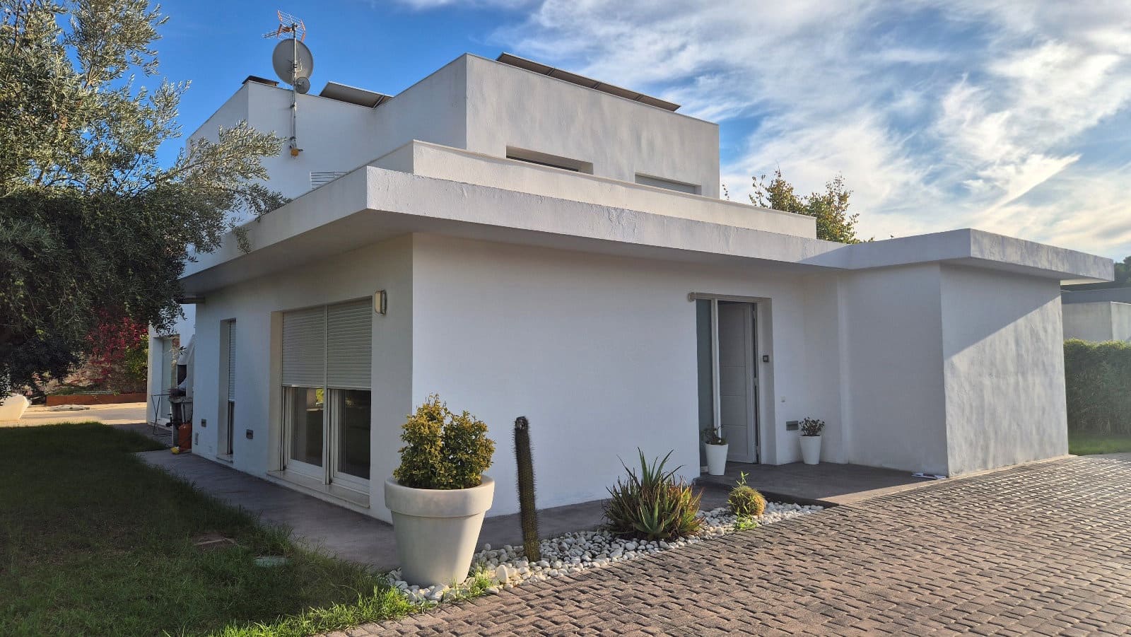 4 bedroom Villa for sale in Ontinyent with pool garage - € 575,000 (Ref: 10179881)