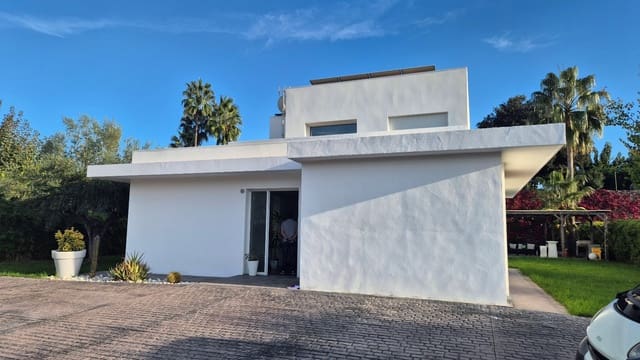 4 bedroom Villa for sale in Ontinyent with pool garage - € 575,000 (Ref: 10179881)