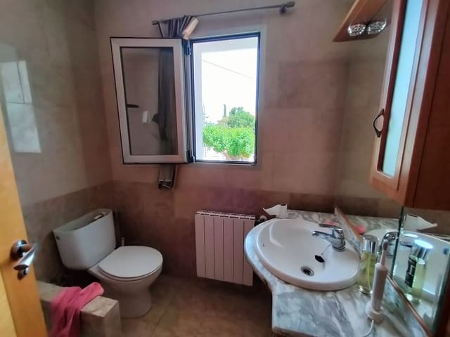 4 bedroom Villa for sale in Dénia with pool - € 650,000 (Ref: 6951005)