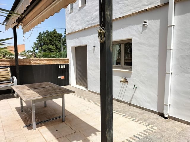 4 bedroom Villa for sale in Dénia with pool - € 650,000 (Ref: 6951005)