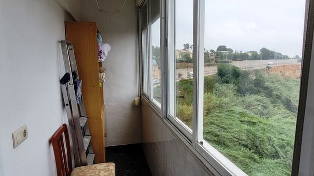 3 makuuhuone Huoneisto myytävänä paikassa Ontinyent - 76 500 € (Ref: 7618035)