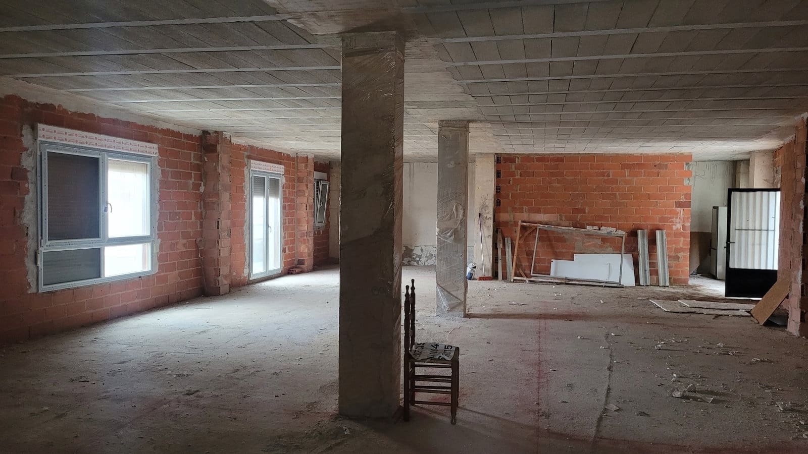 Casa de 6 habitaciones en Agullent en venta con garaje - 250.000 € (Ref: 7825646)