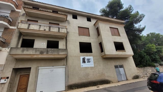 6 soverom Hus til salgs i Agullent med garasje - € 250 000 (Ref: 7825646)