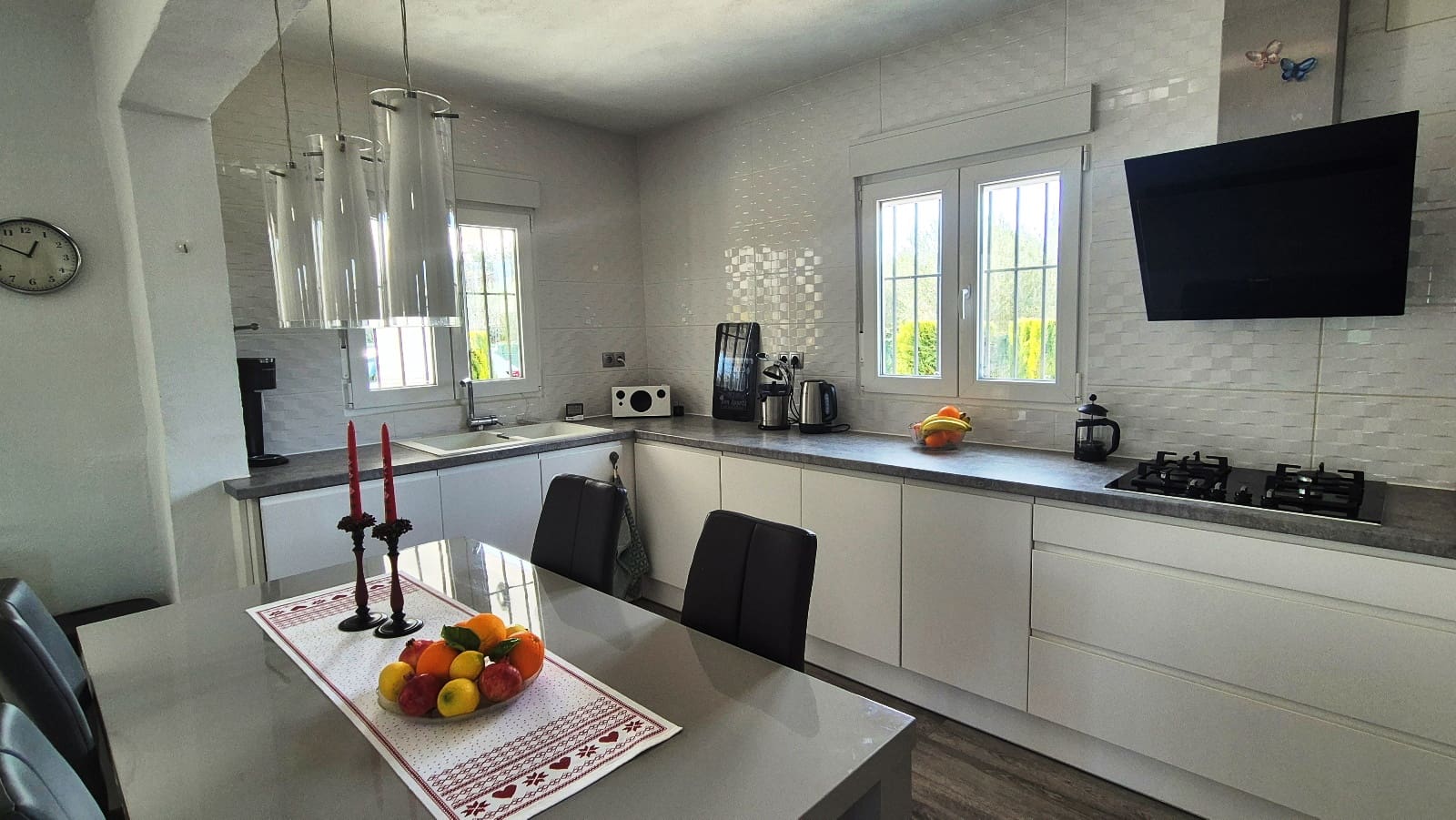 3 bedroom Villa for sale in Albaida with garage - € 210,000 (Ref: 7869146)