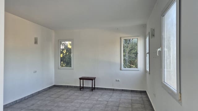 5 makuuhuone Huvila myytävänä paikassa Albaida mukana 
autotalli - 160 000 € (Ref: 8010043)