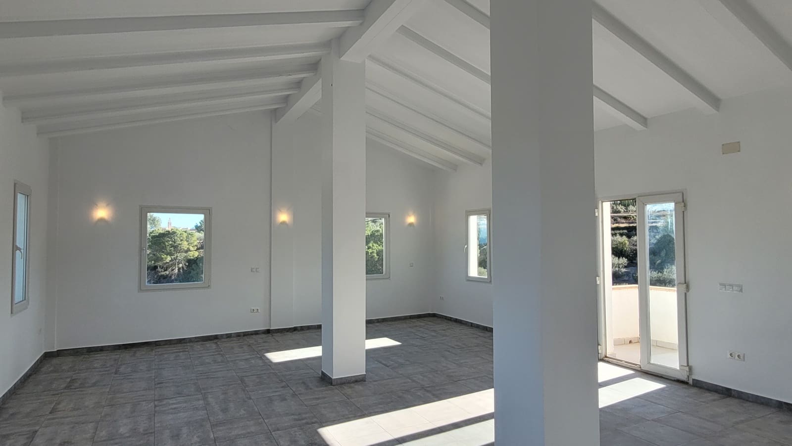 5 makuuhuone Huvila myytävänä paikassa Albaida mukana 
autotalli - 160 000 € (Ref: 8010043)