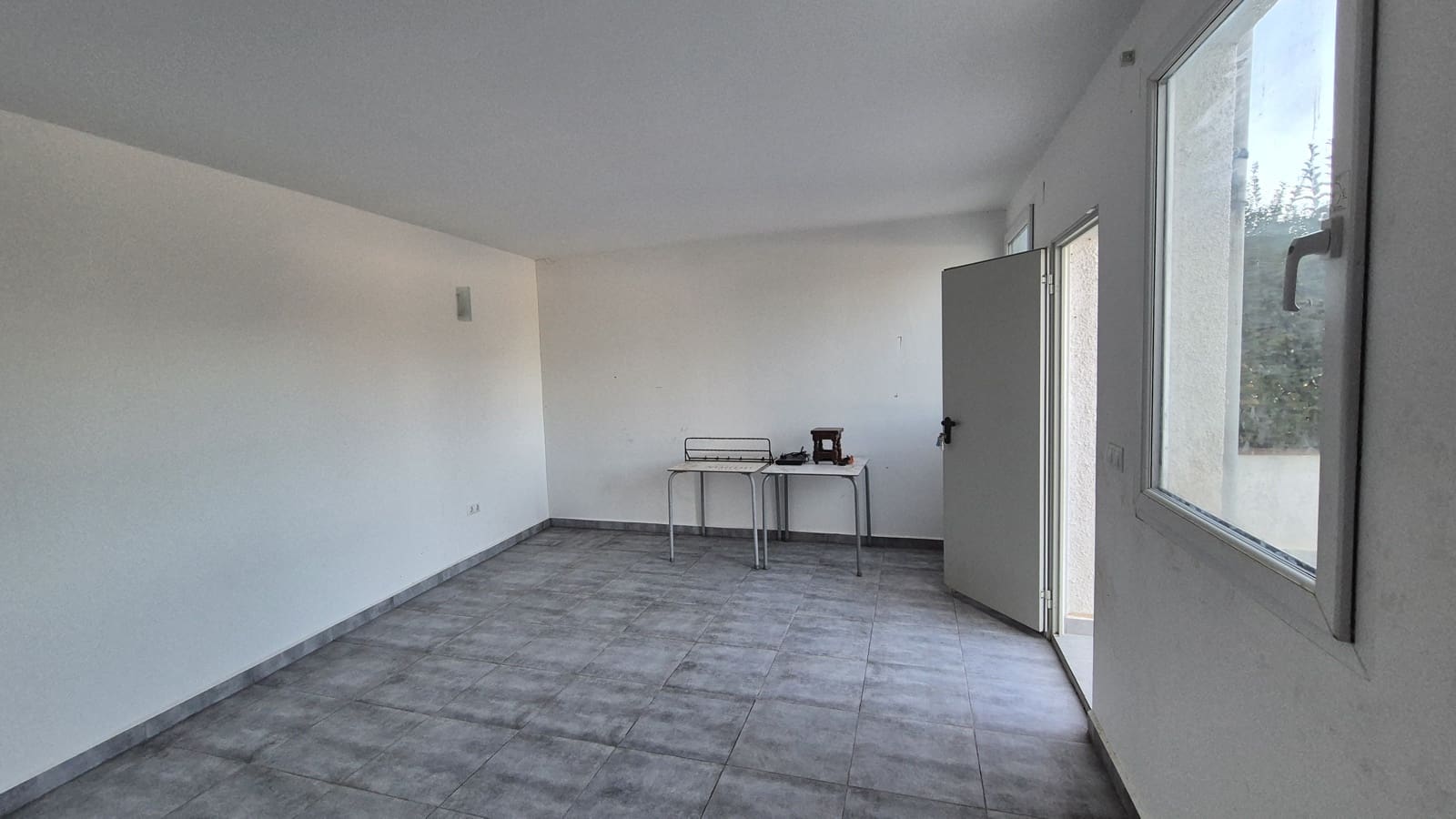 5 makuuhuone Huvila myytävänä paikassa Albaida mukana 
autotalli - 160 000 € (Ref: 8010043)