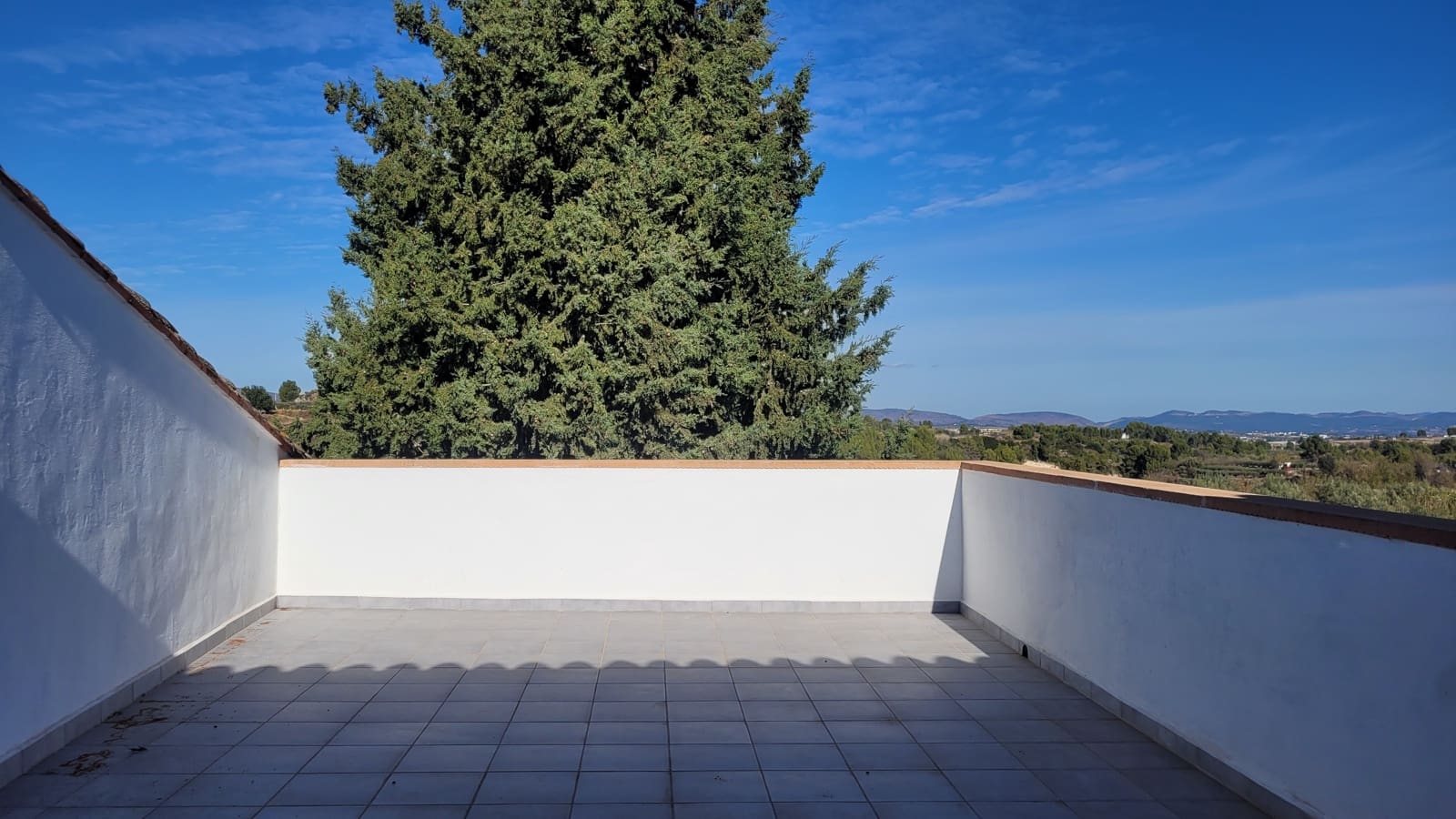 5 makuuhuone Huvila myytävänä paikassa Albaida mukana 
autotalli - 160 000 € (Ref: 8010043)