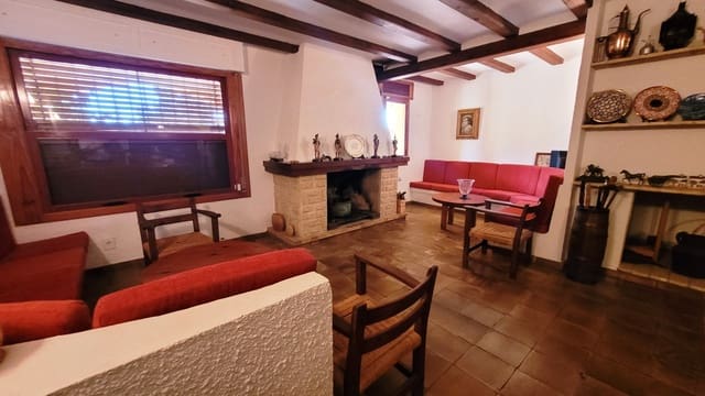 5 soverom Villa til salgs i Ontinyent med svømmebasseng garasje - € 900 000 (Ref: 8059250)