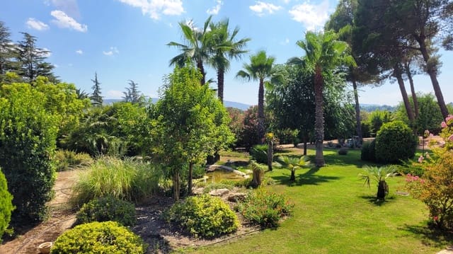 5 soverom Villa til salgs i Ontinyent med svømmebasseng garasje - € 900 000 (Ref: 8059250)