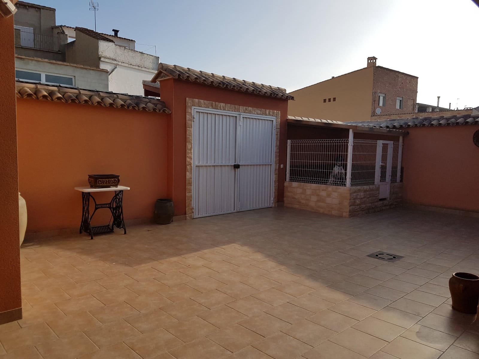 Chalet de 4 habitaciones en Bufalí en venta con garaje - 306.000 € (Ref: 8122887)