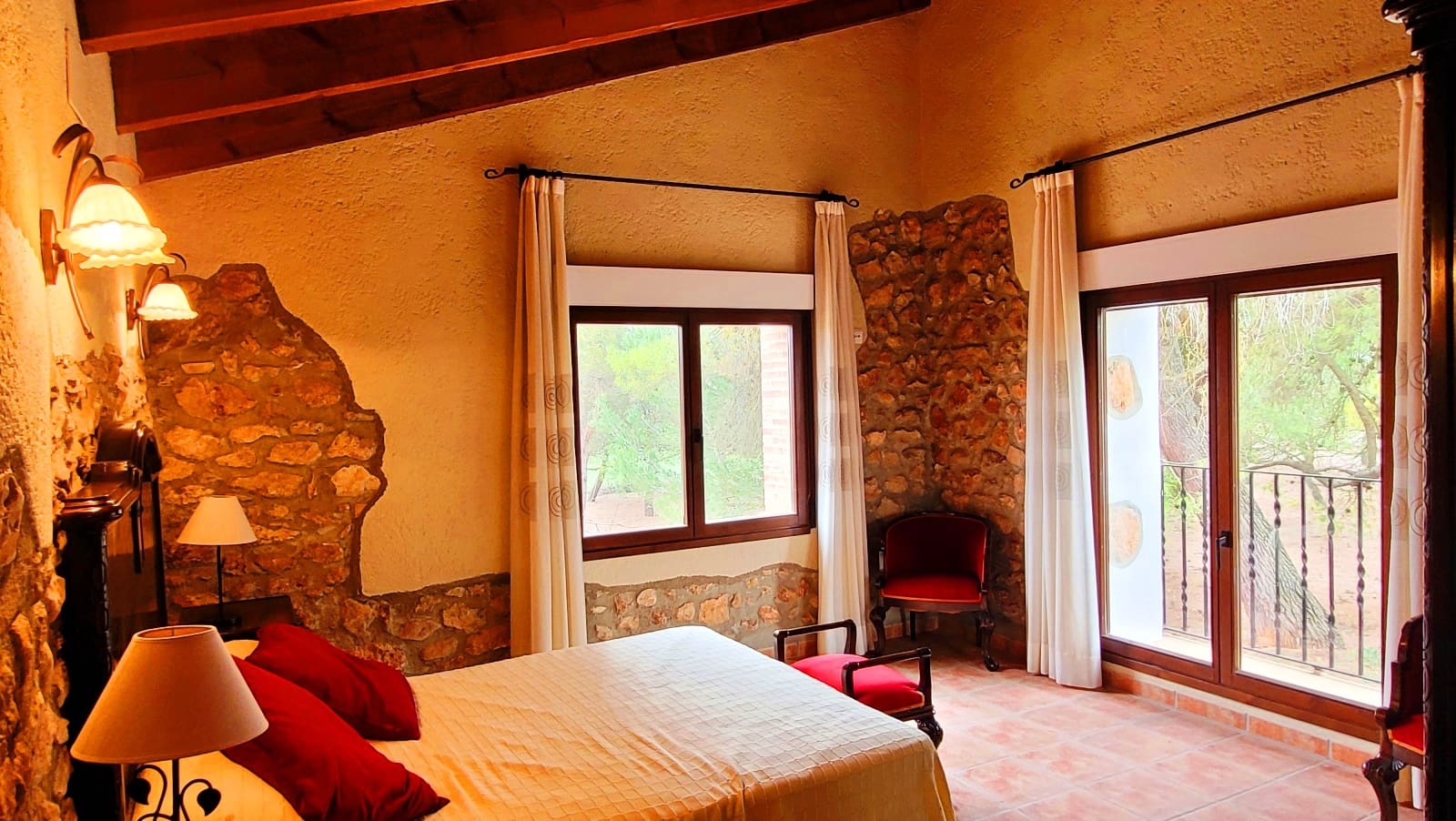 10 soveværelse Finca/Landehus til salg i Bocairent med garage - € 1.900.000 (Ref: 8180948)