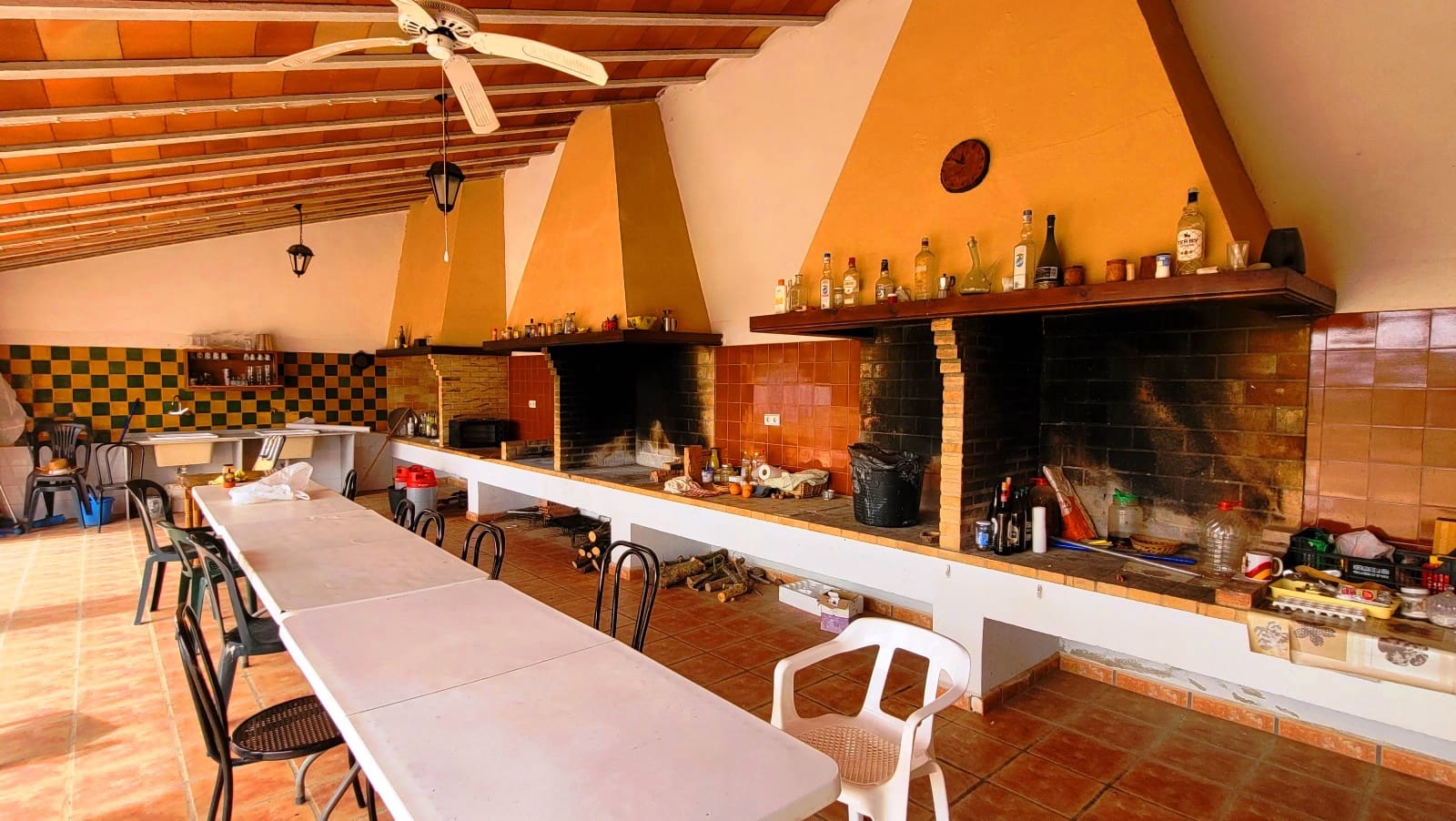 10 soveværelse Finca/Landehus til salg i Bocairent med garage - € 1.900.000 (Ref: 8180948)