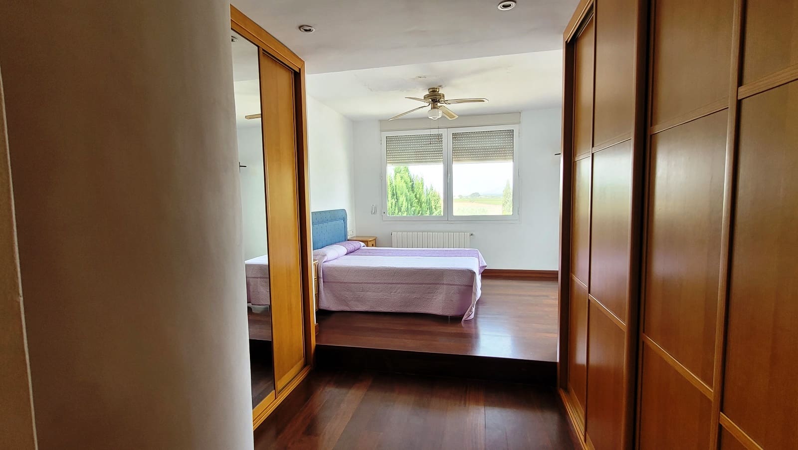 4 bedroom Terraced Villa for rent in Fontanars dels Alforins with garage - € 650 (Ref: 8353232)