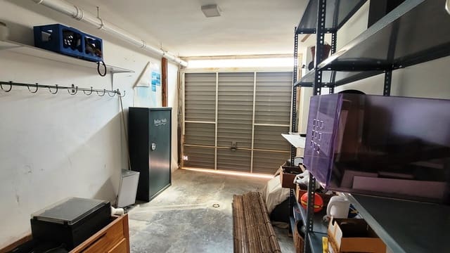 4 bedroom Terraced Villa for rent in Fontanars dels Alforins with garage - € 650 (Ref: 8353232)