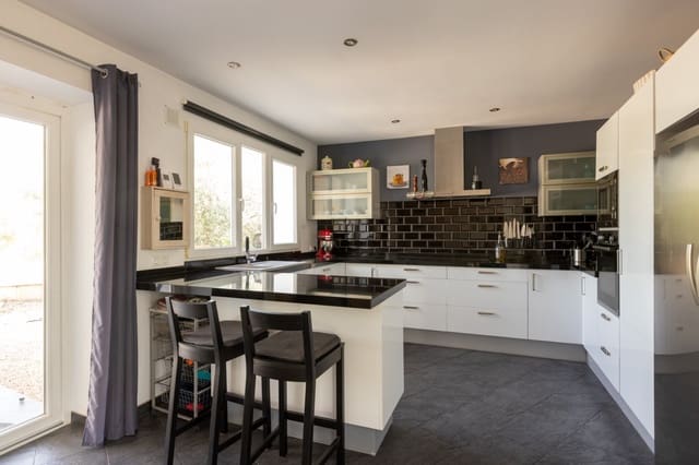 5 chambre Villa/Maison à vendre à Biar avec piscine - 499 000 € (Ref: 8371964)