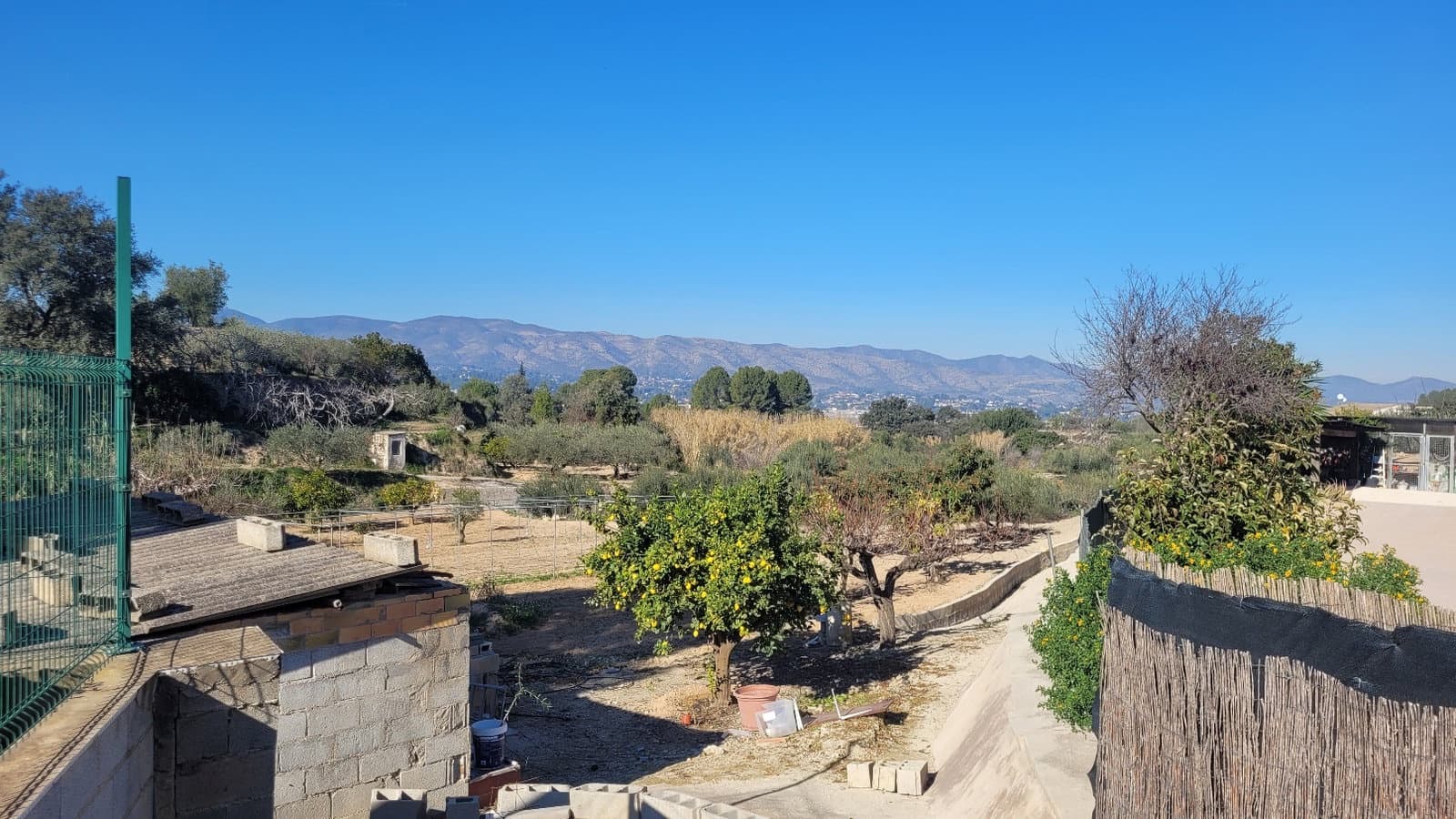 5 sypialnia Willa na sprzedaż w Ontinyent z basenem garażem - 385 000 € (Ref: 8742534)