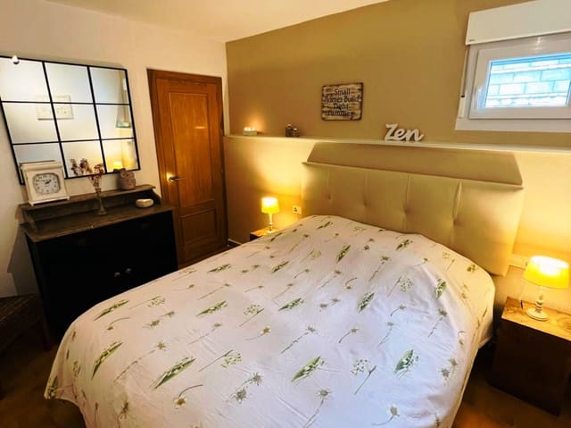 5 bedroom Villa for sale in Ontinyent with pool - € 495,000 (Ref: 8884934)