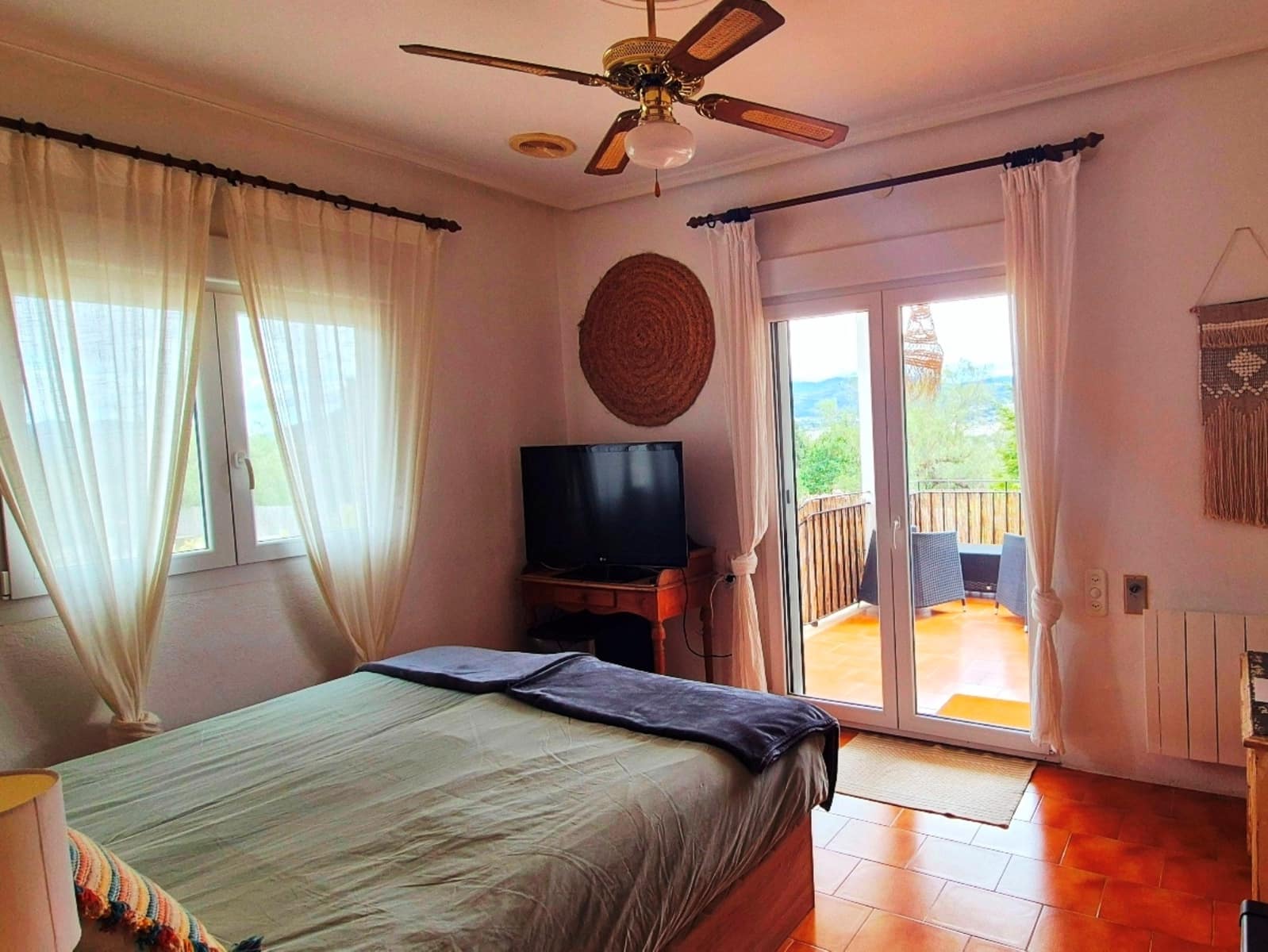 5 soveværelse Villa til salg i Ontinyent med swimmingpool - € 495.000 (Ref: 8884934)