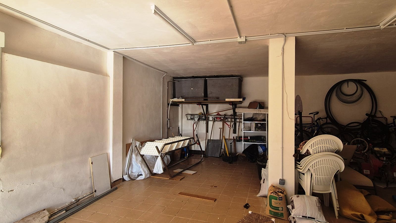 5 soveværelse Villa til salg i Bocairent med swimmingpool garage - € 376.000 (Ref: 8929698)