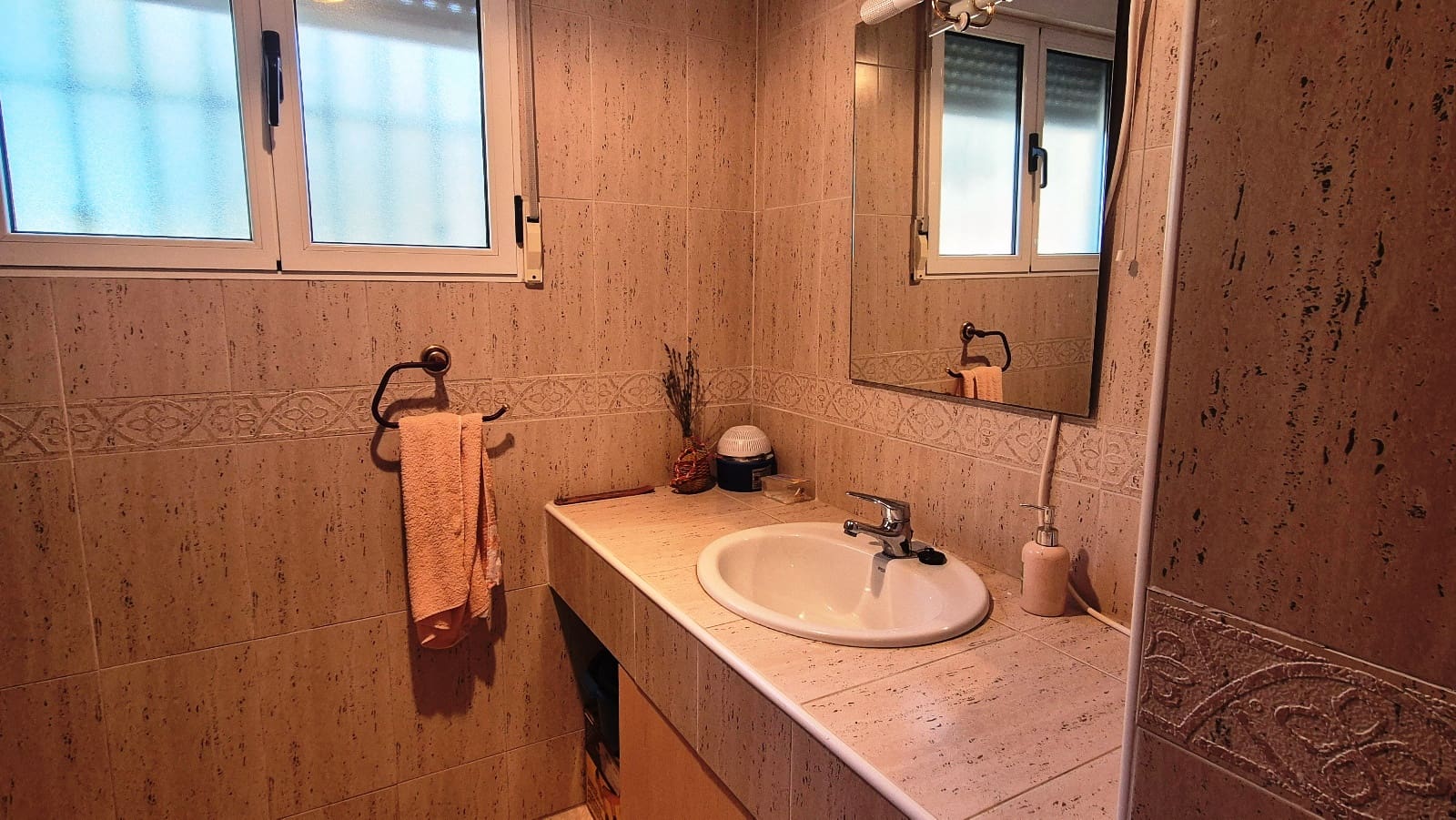 5 soveværelse Villa til salg i Bocairent med swimmingpool garage - € 376.000 (Ref: 8929698)