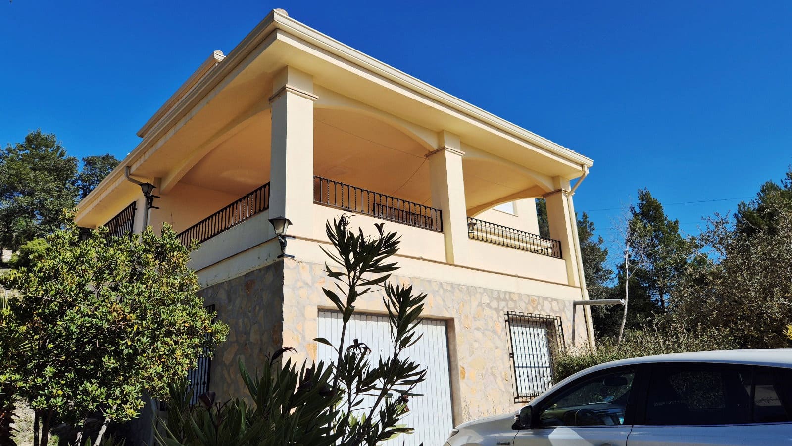 5 sypialnia Willa na sprzedaż w Bocairent z basenem garażem - 376 000 € (Ref: 8929698)