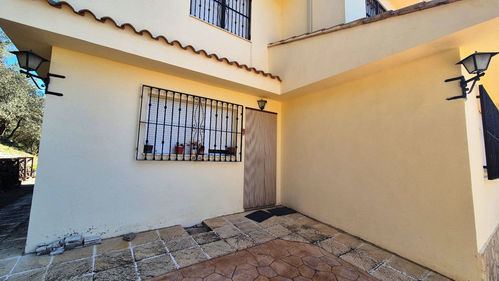 5 sypialnia Willa na sprzedaż w Bocairent z basenem garażem - 376 000 € (Ref: 8929698)