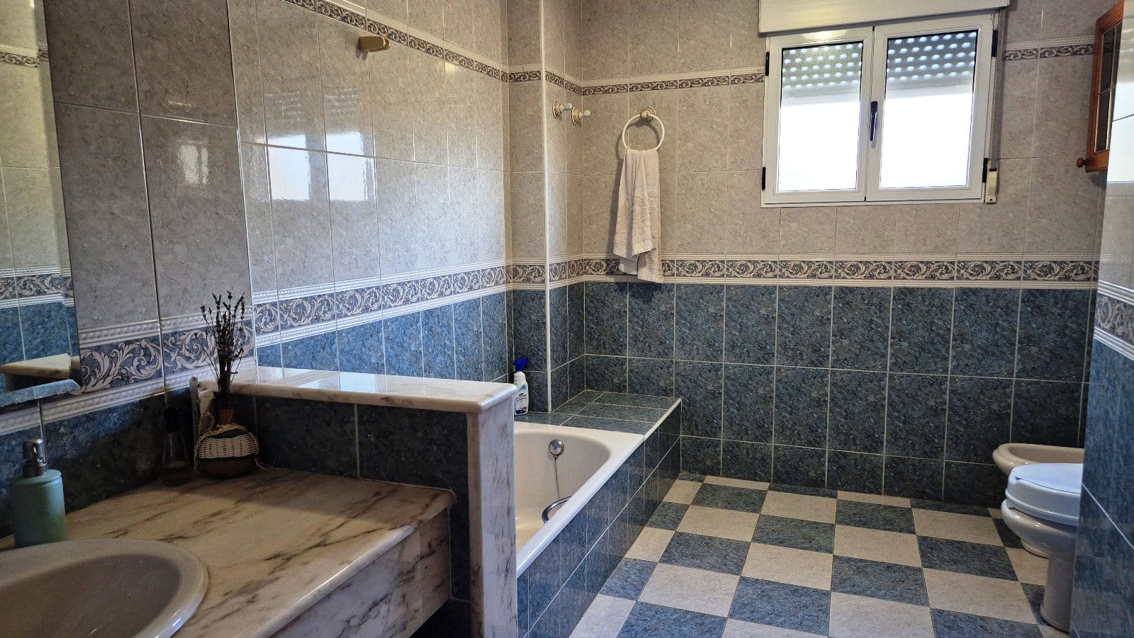5 sypialnia Willa na sprzedaż w Bocairent z basenem garażem - 376 000 € (Ref: 8929698)