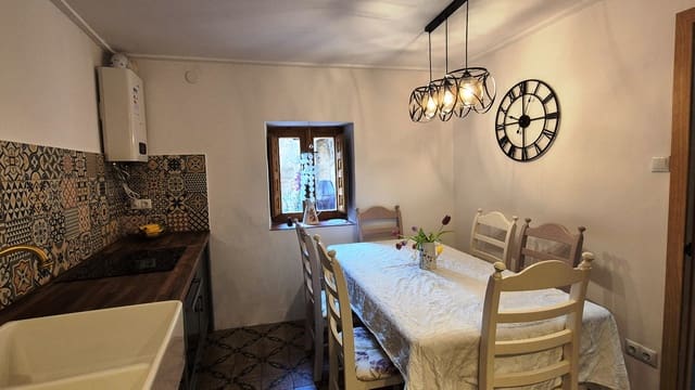 6 bedroom Townhouse for sale in Ontinyent - € 120,000 (Ref: 8956571)