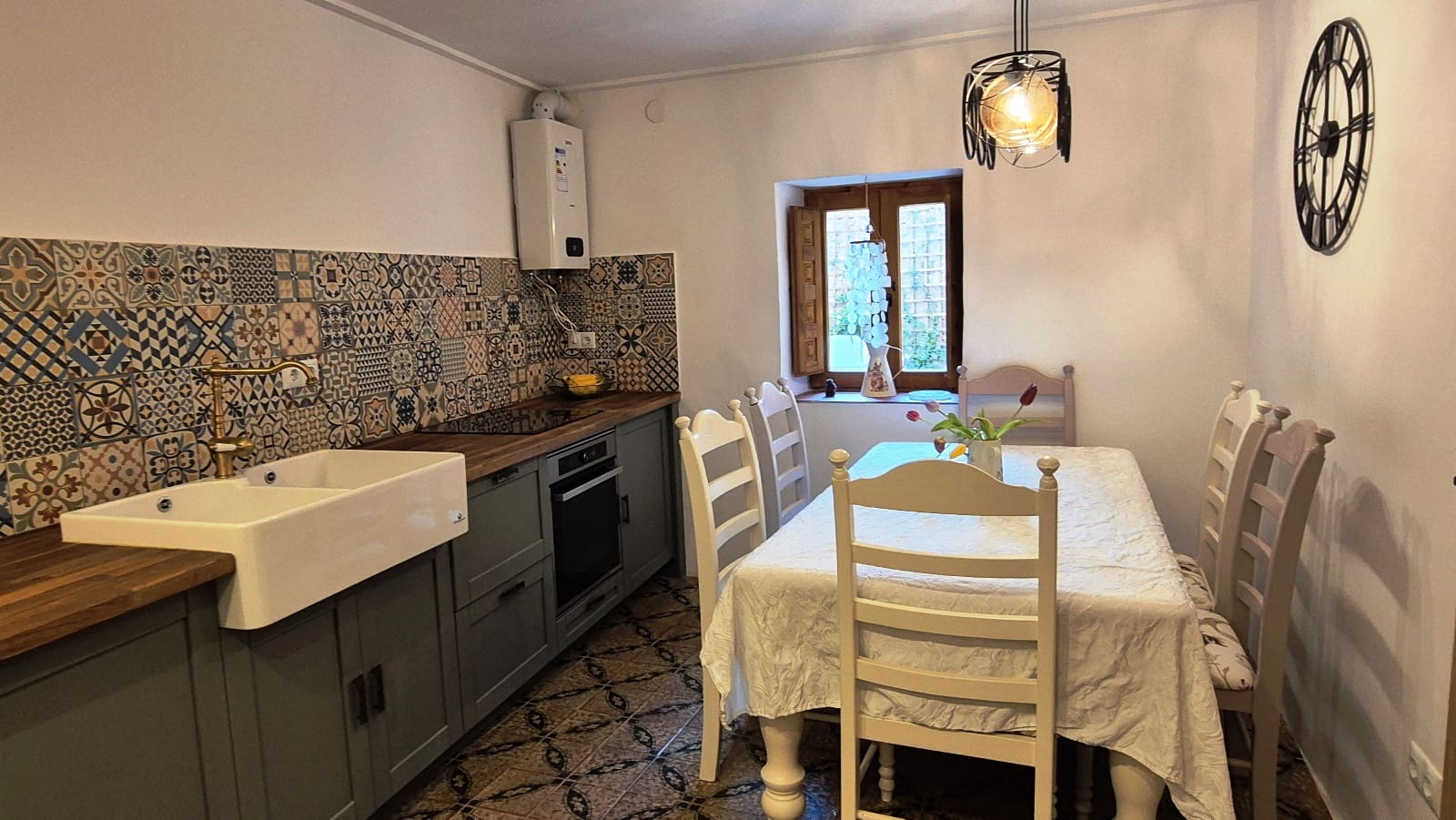 6 soveværelse Byhus til salg i Ontinyent - € 120.000 (Ref: 8956571)