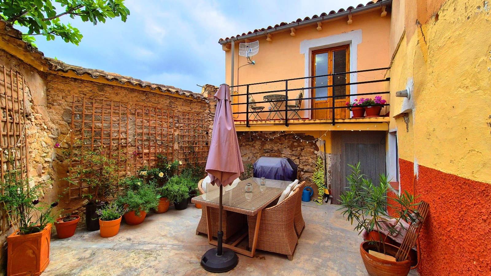 6 soveværelse Byhus til salg i Ontinyent - € 120.000 (Ref: 8956571)