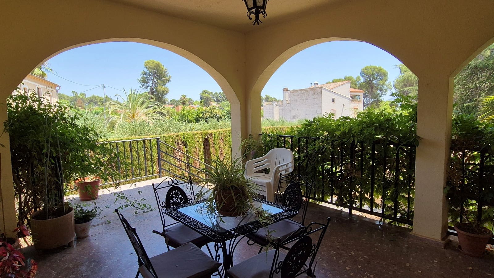 4 soveværelse Villa til salg i Ontinyent med swimmingpool garage - € 350.000 (Ref: 9143946)