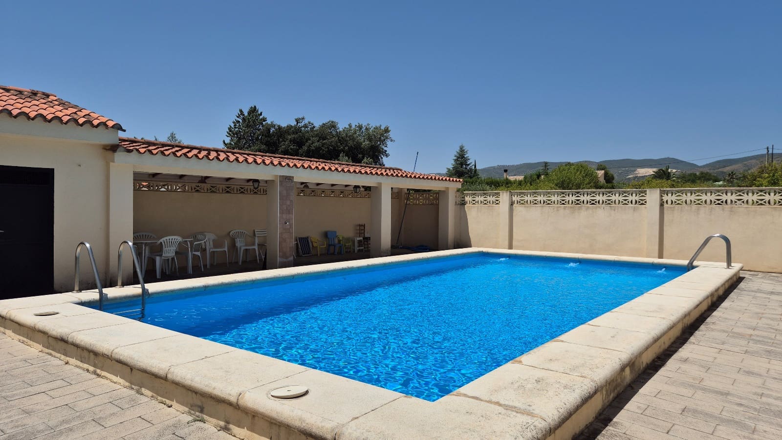 4 soveværelse Villa til salg i Ontinyent med swimmingpool garage - € 350.000 (Ref: 9143946)