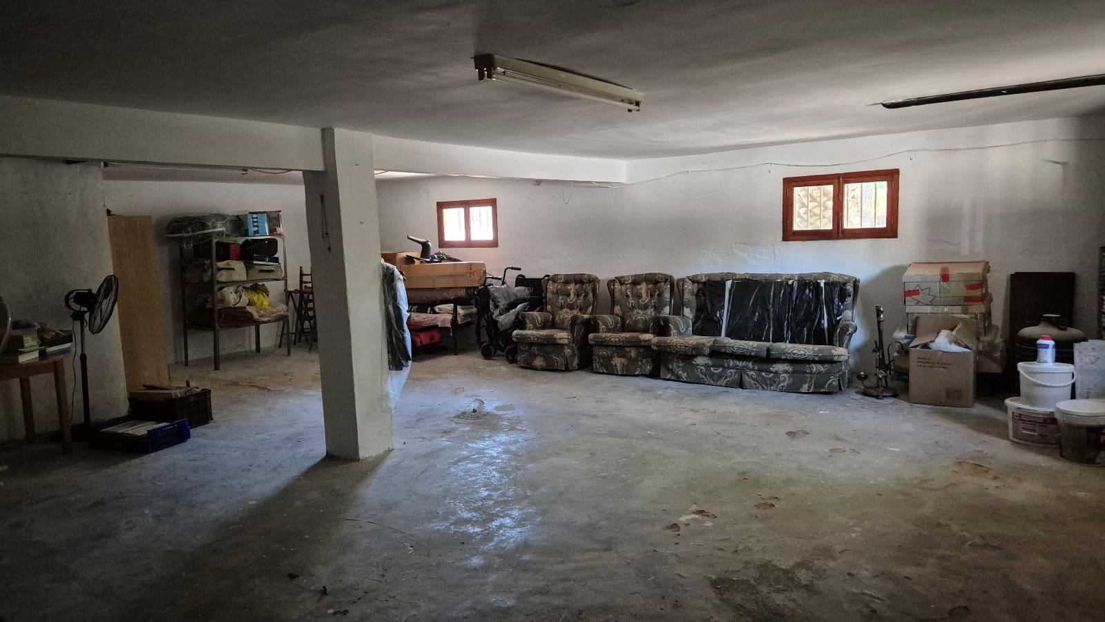 4 soveværelse Villa til salg i Ontinyent med swimmingpool garage - € 350.000 (Ref: 9143946)